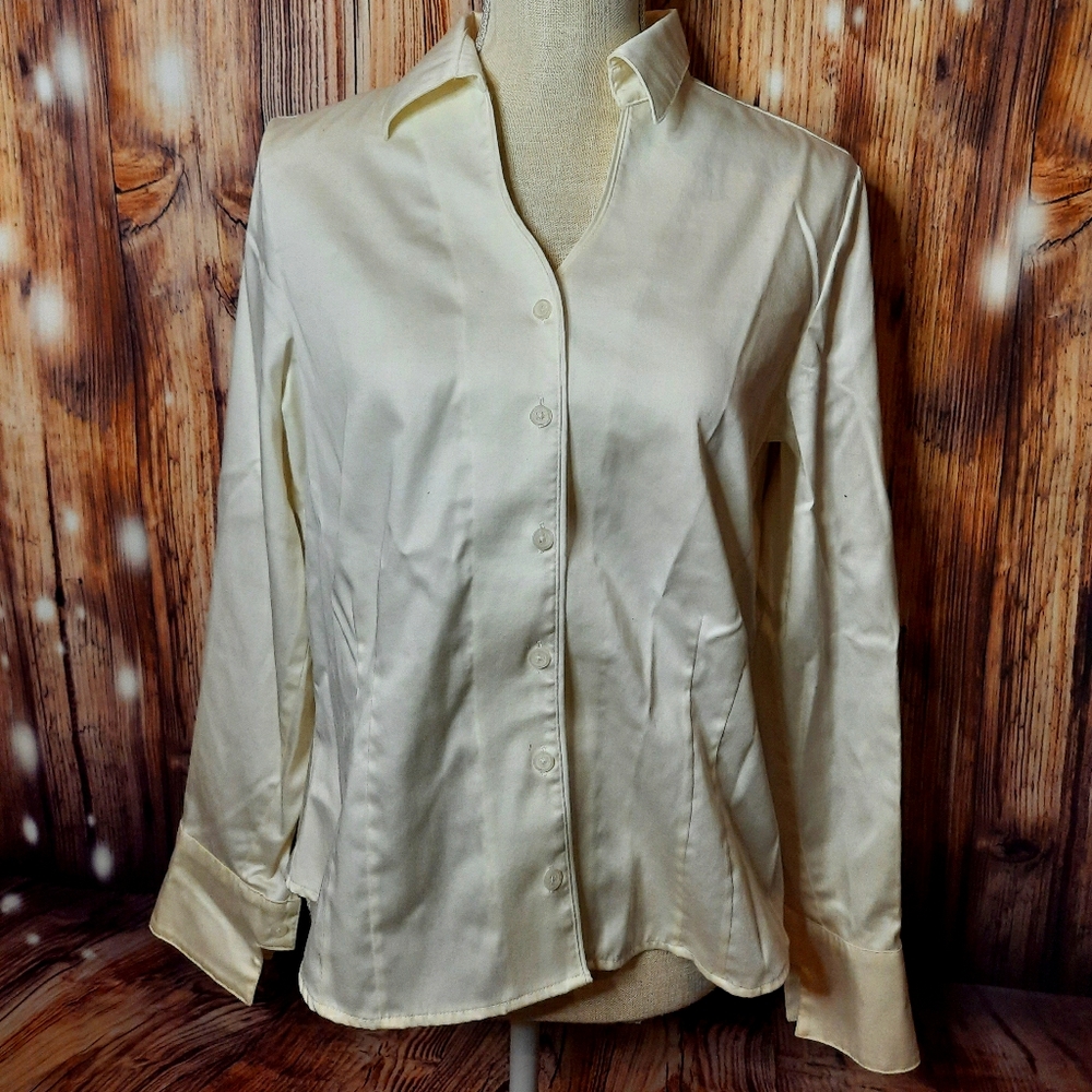 Petite Medium Coldwater Creek Button Down